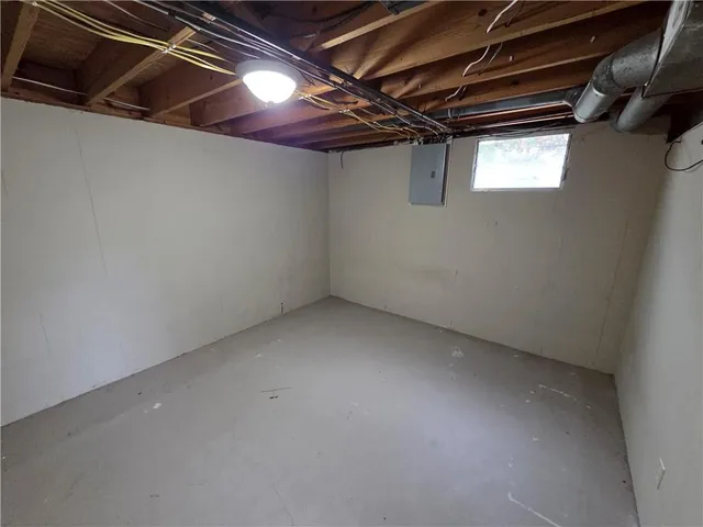 $269,000 | 313 Goodrich Drive, Warrensburg, MO 64093