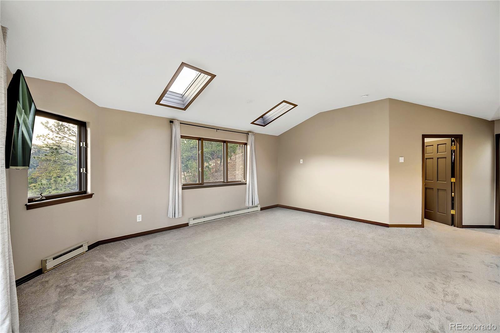 7290 Timber Trail Road Evergreen, CO 80439 - Photo 14 of 37