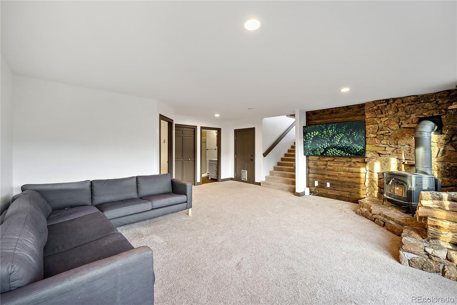 7290 Timber Trail Road Evergreen, CO 80439 - Photo 9 of 37