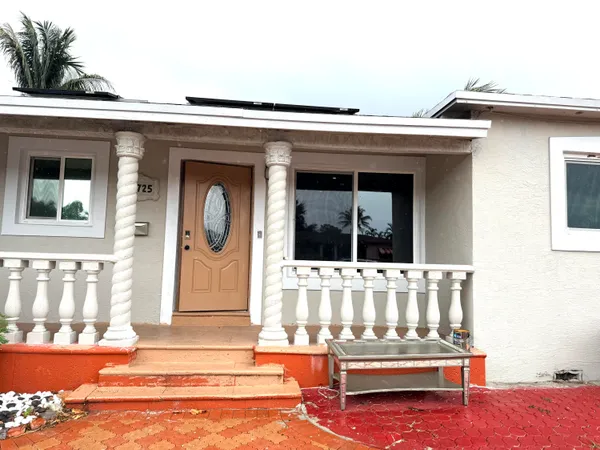 $2,500 | 14725 Northeast 8th Avenue, Miami, FL 33161