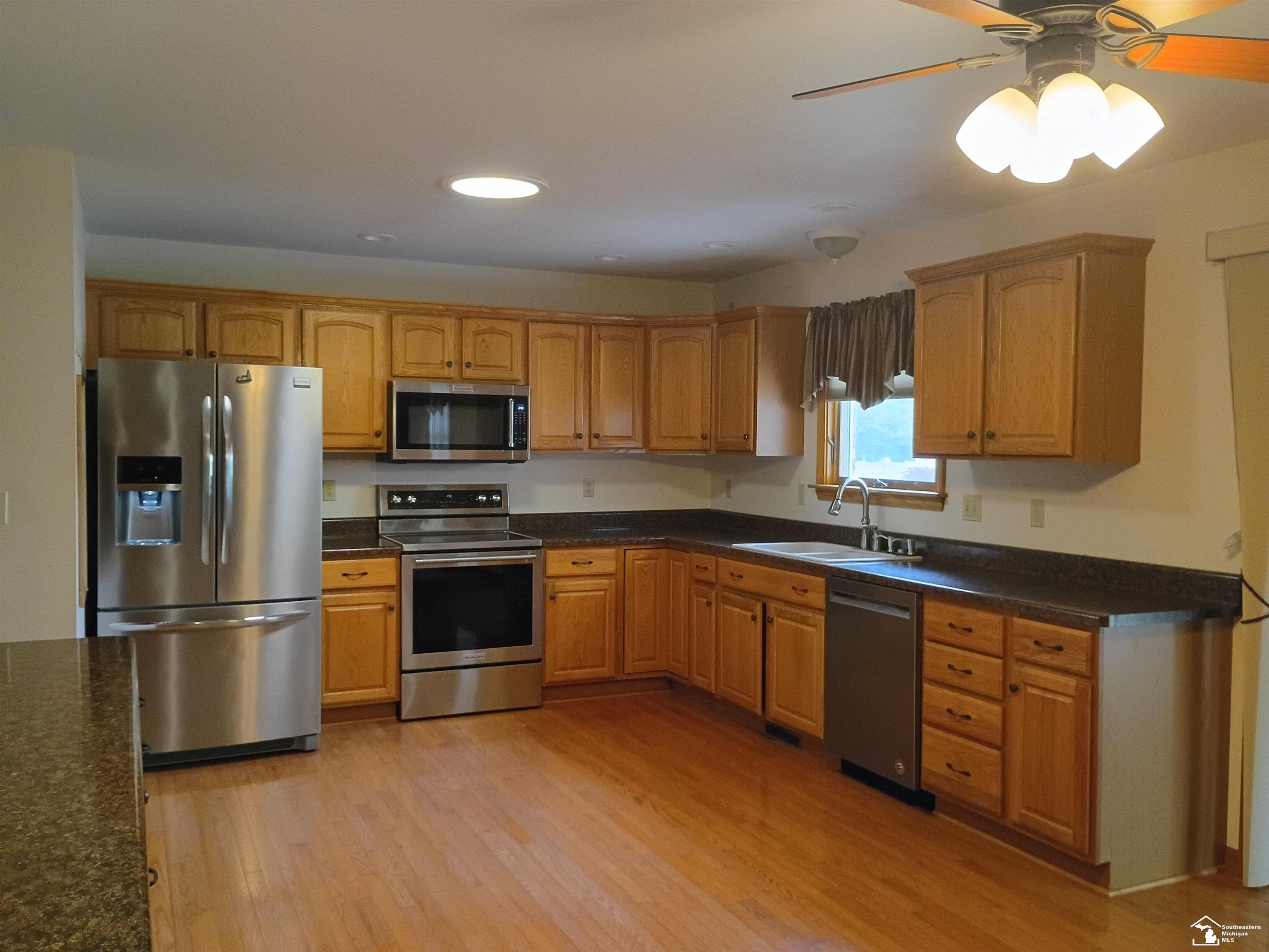 15496 Rutherford Boulevard Monroe, MI 48161 - Photo 10 of 60