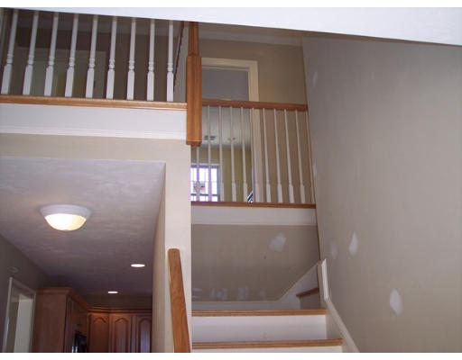 51 Porter Road Natick, MA 01760 - Photo 6 of 13 Gallery Image 6