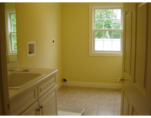 51 Porter Road Natick, MA 01760 - Photo 10 of 13 Gallery Image 10