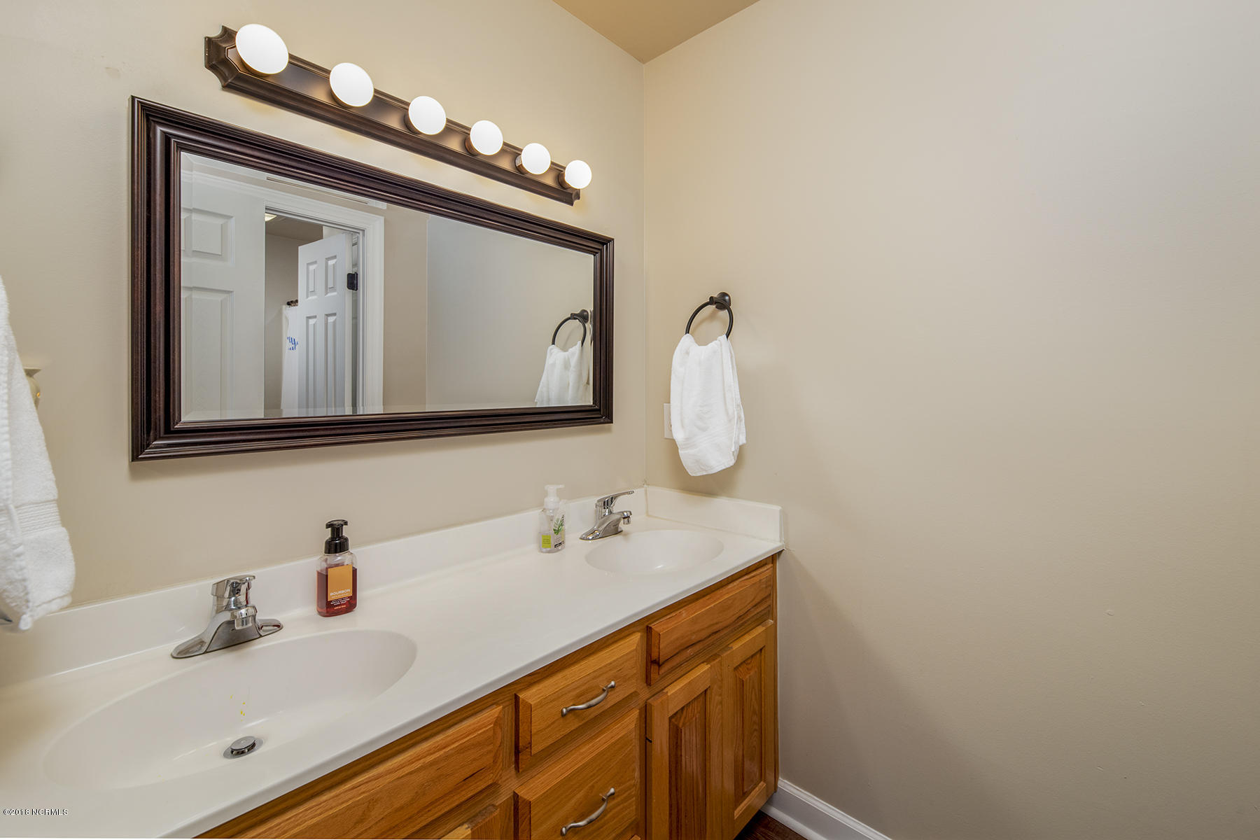 2406 Wild Turkey Road New Bern, NC 28562 - Photo 20 of 39 Guest Bath w/Dual Vanities
