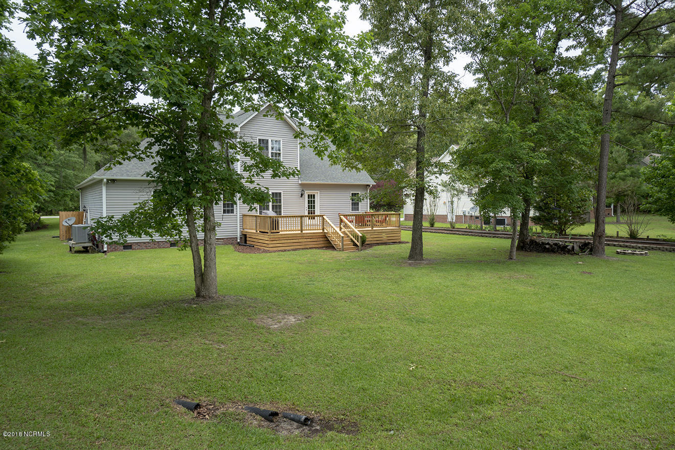 2406 Wild Turkey Road New Bern, NC 28562 - Photo 34 of 39 Room to Play and Plant