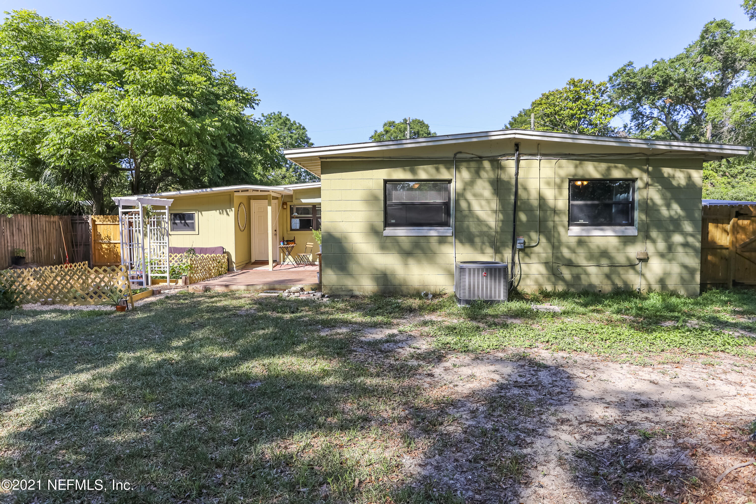 1436 Griflet Road Jacksonville, FL 32211 - Photo 18 of 19 1M9A4368