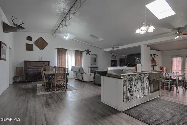 $270,000 | 261 Indian Head Road, Tornillo, TX 79853