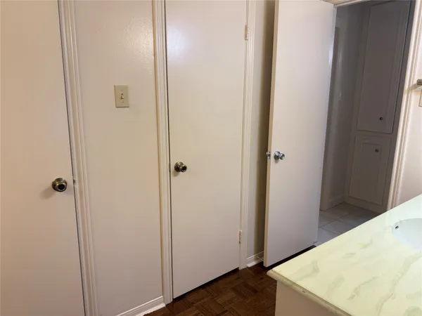 $2,900 | 3232 Parkwood Drive, Houston, TX 77021