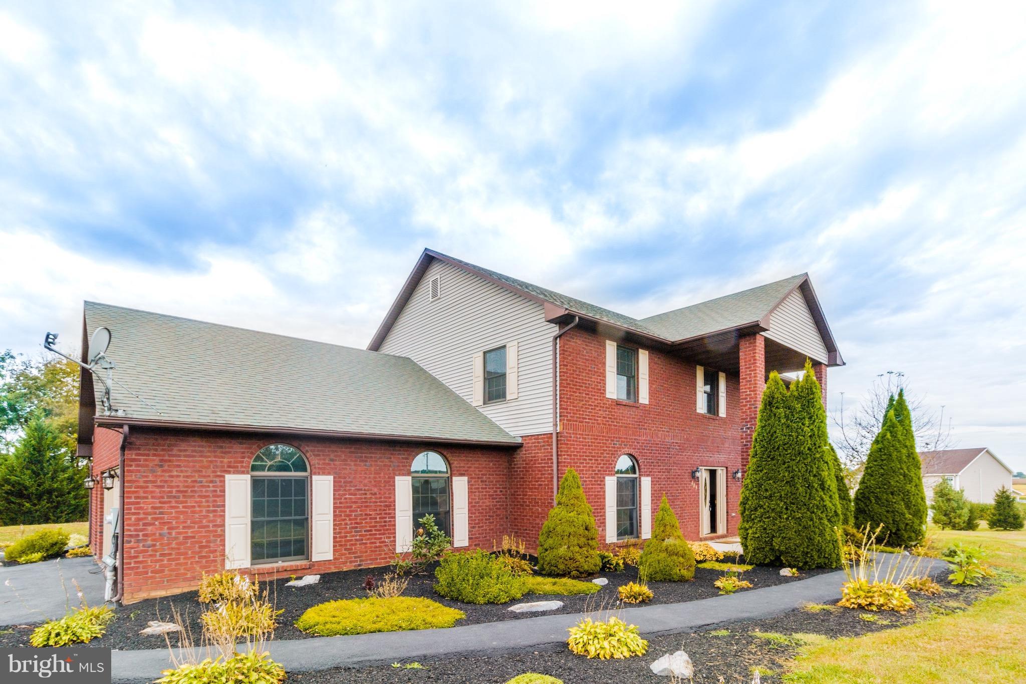 409 Co Rte 1/5 Falling Waters, WV 25419 - Photo 1 of 30 Exterior (Front)