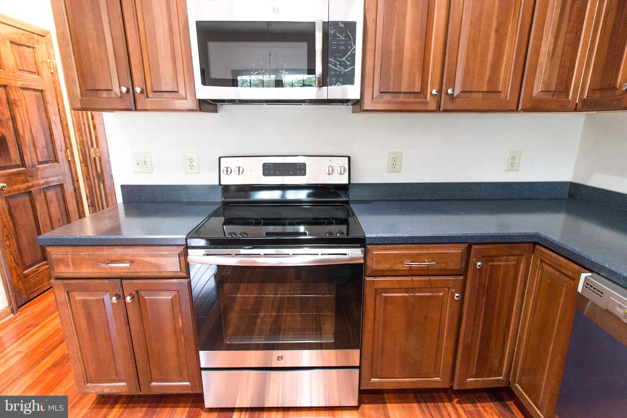 409 Co Rte 1/5 Falling Waters, WV 25419 - Photo 12 of 30 Kitchen