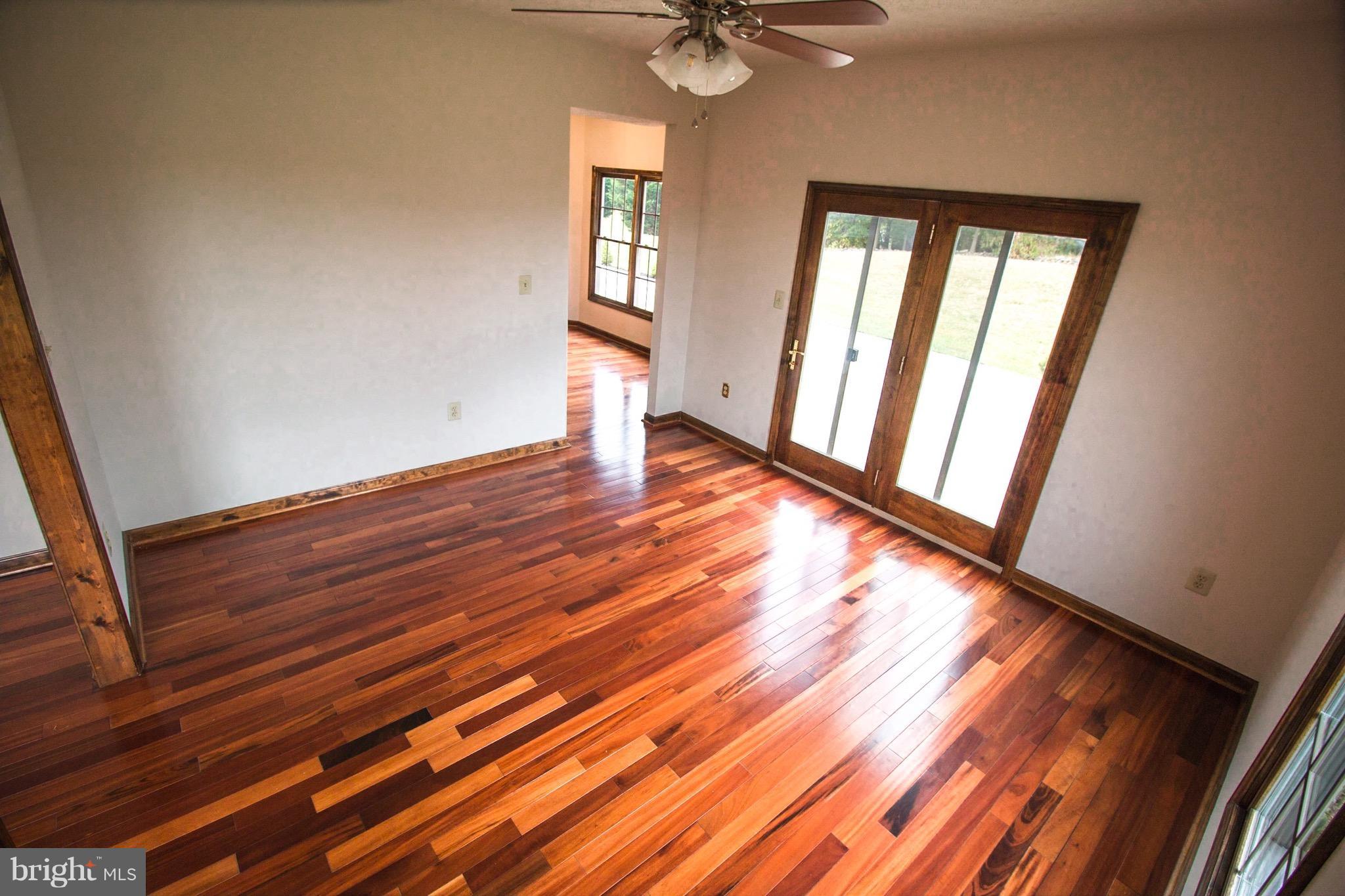 409 Co Rte 1/5 Falling Waters, WV 25419 - Photo 5 of 30 Interior (General)