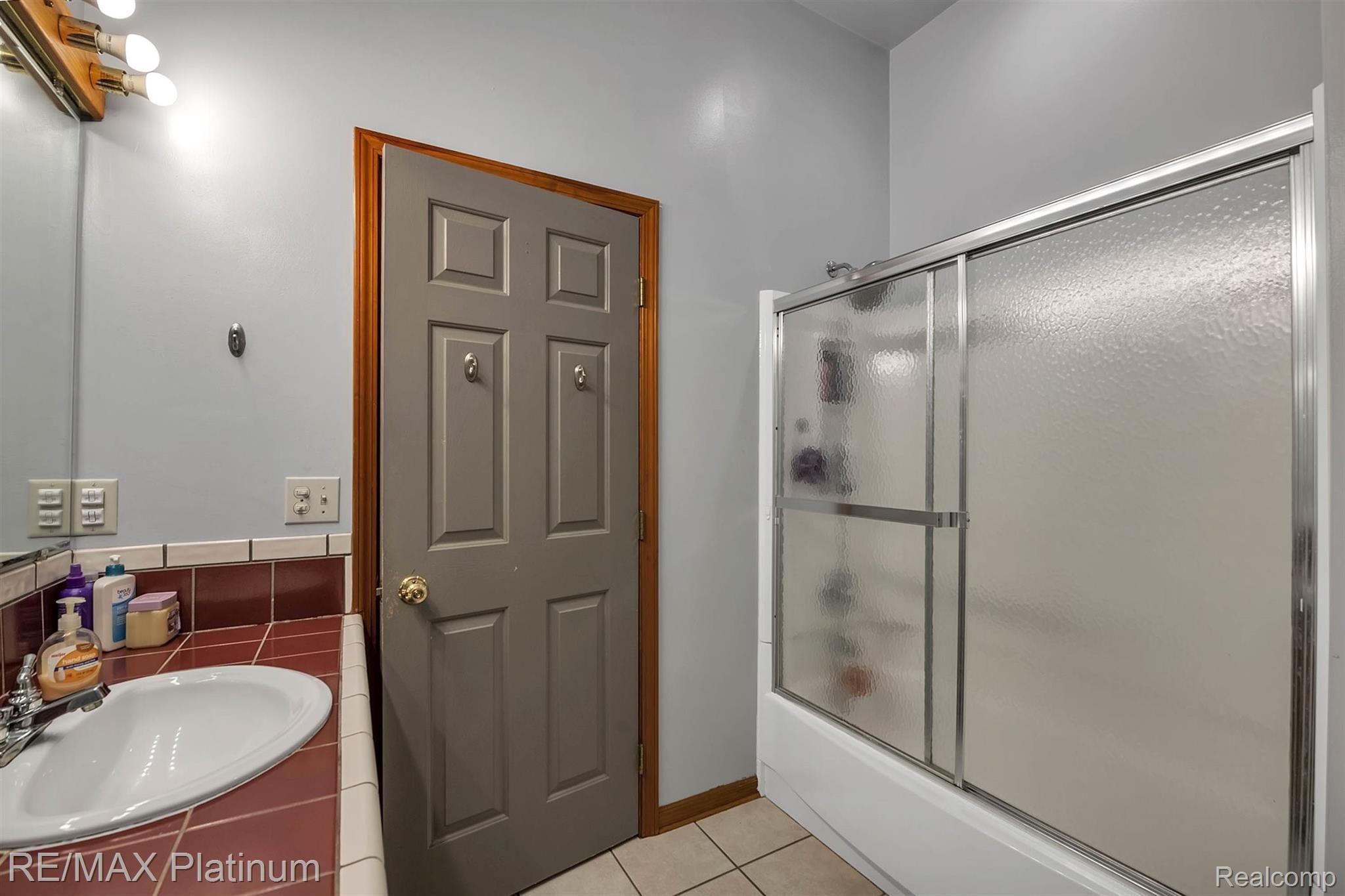4200 Sweet Road Howell, MI 48843 - Photo 27 of 45 35-4200 Sweet Rd-WindowStill-Real-Estate-Photography-35.jpg
