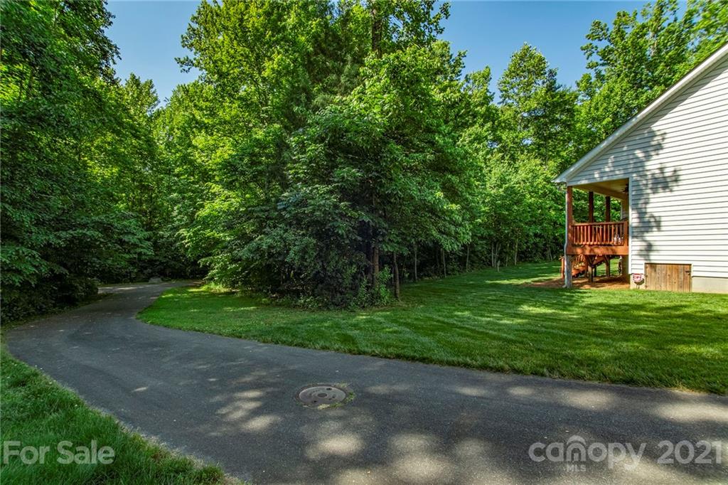 1252 Rockwell View Road Matthews, NC 28105 - Photo 32 of 34 Gallery Image 32