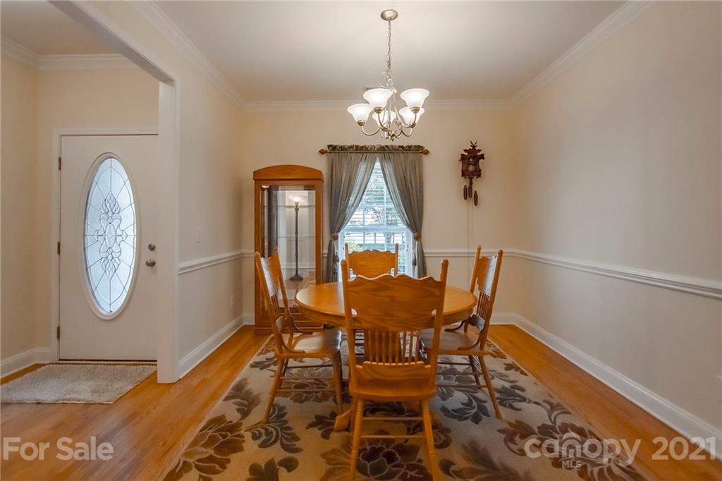 1252 Rockwell View Road Matthews, NC 28105 - Photo 9 of 34 Gallery Image 9
