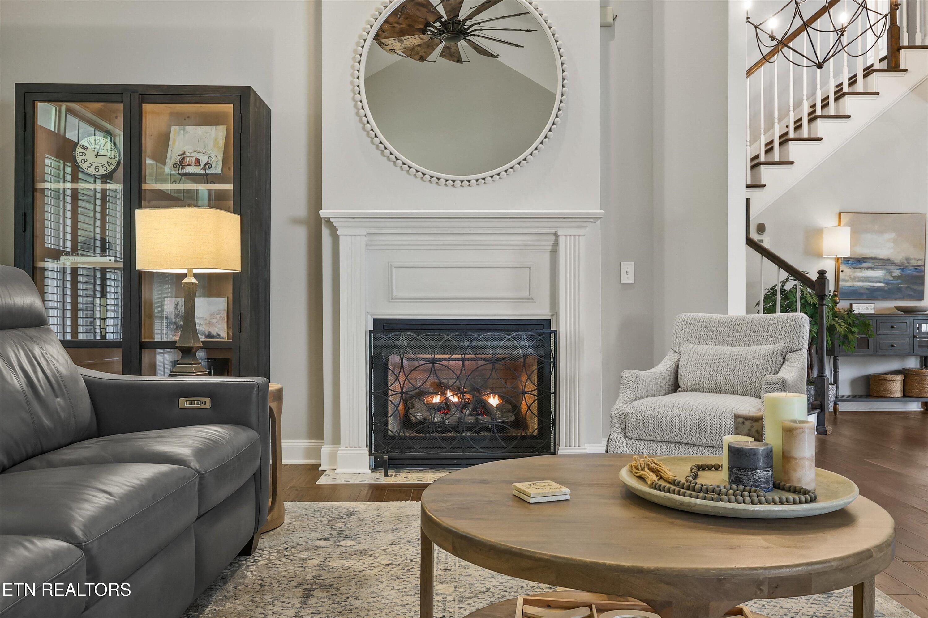 64 Rolling Links Boulevard Oak Ridge, TN 37830 - Photo 6 of 54 Living Area