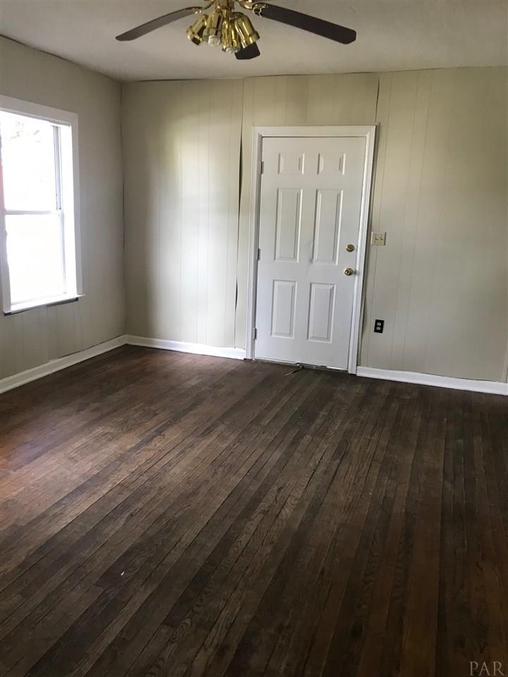 5101 Nimitz Road Milton, FL 32583 - Photo 13 of 16 Gallery Image 13