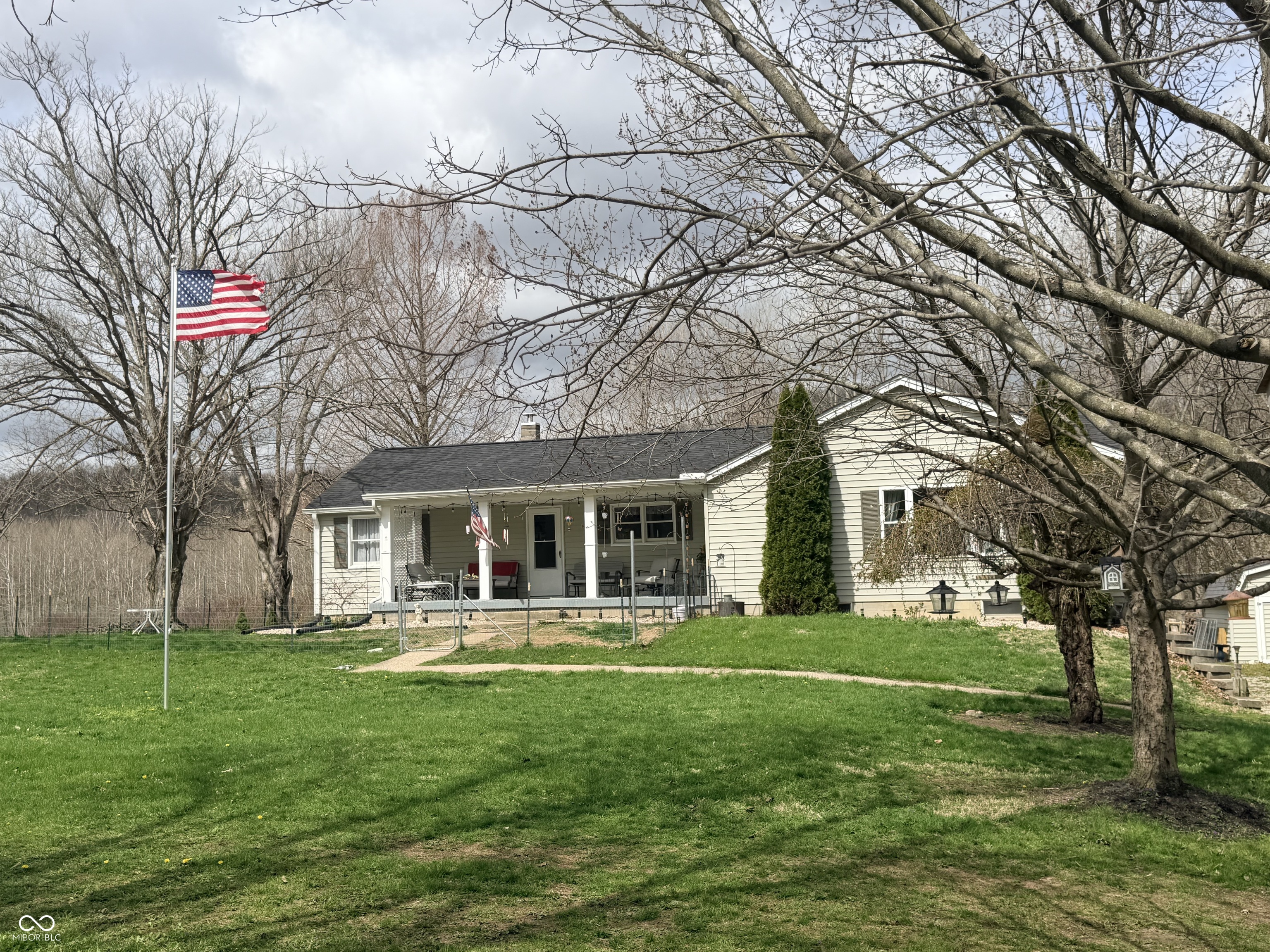 19037 Duck Creek Road Metamora, IN 47030 - Photo 4 of 61