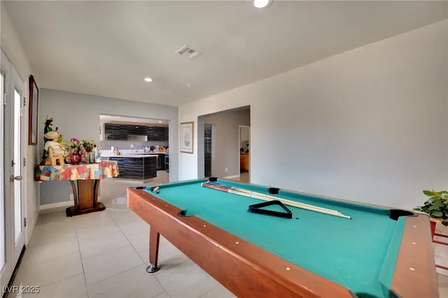 $639,900 | 5807 Madre Mesa Drive, Las Vegas, NV 89108