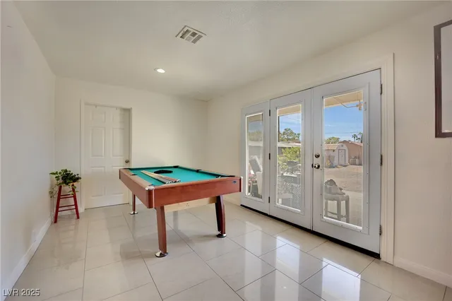 $639,900 | 5807 Madre Mesa Drive, Las Vegas, NV 89108