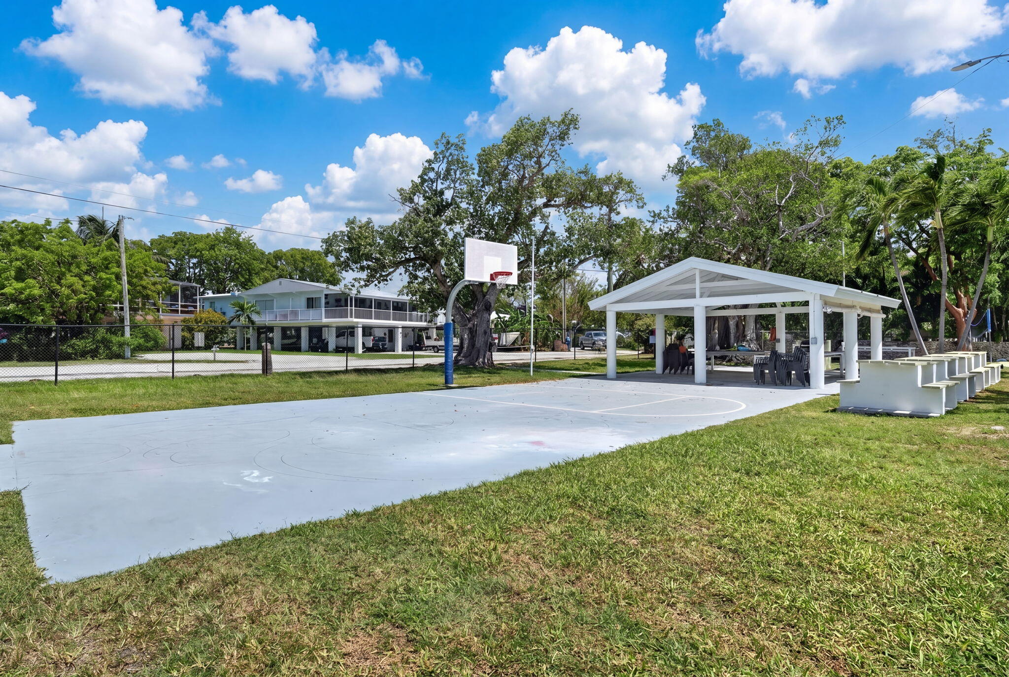 40 Transylvania Avenue Key Largo, FL 33037 - Photo 41 of 53 HOA