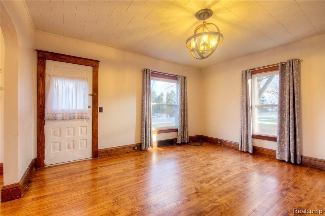 2348 Morrish Road Swartz Creek, MI 48473 - Photo 5 of 65 930A7379_80_81.jpg