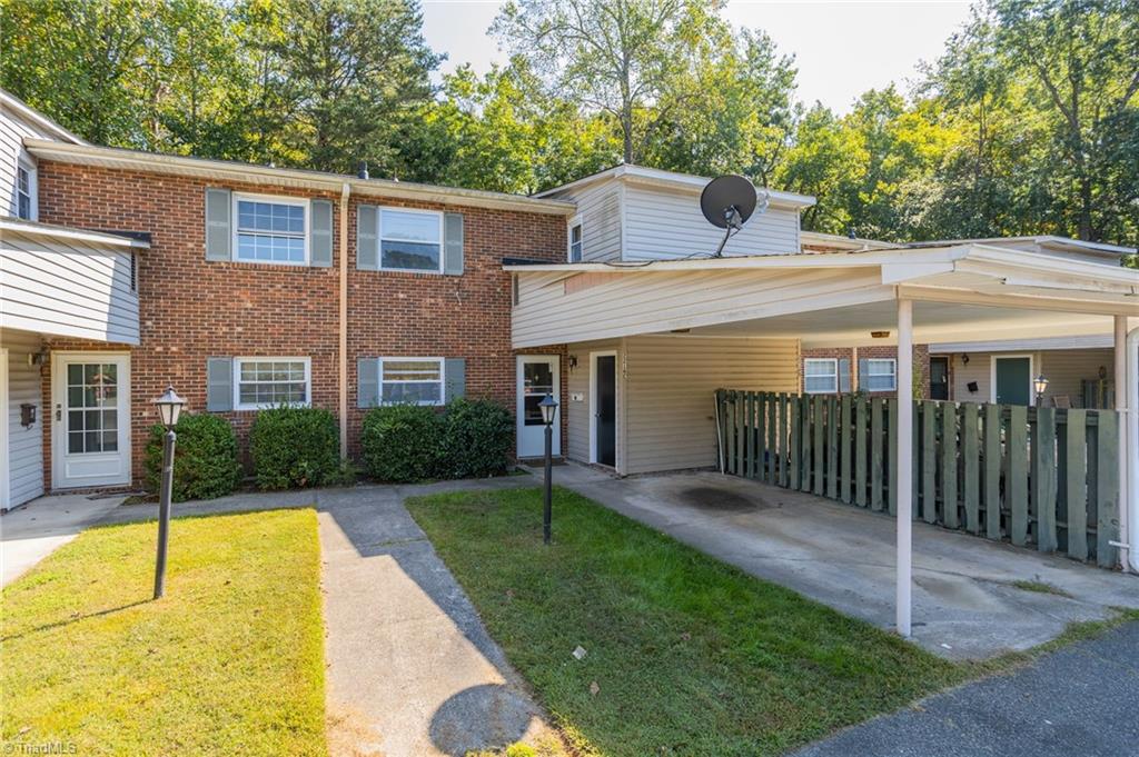 2216 Shadow Valley Road, Unit C High Point, NC 27265 - Photo 2 of 20 Gallery Image 2