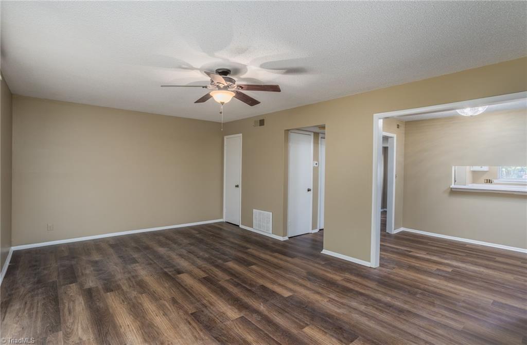2216 Shadow Valley Road, Unit C High Point, NC 27265 - Photo 11 of 20 Gallery Image 11