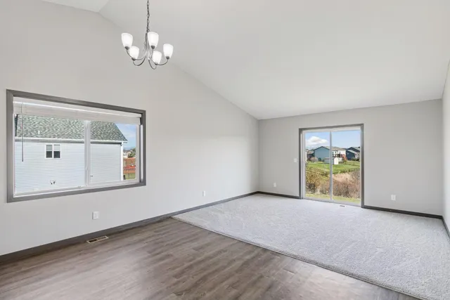 $415,000 | 8666 Ebersole Avenue, Monticello, MN 55362