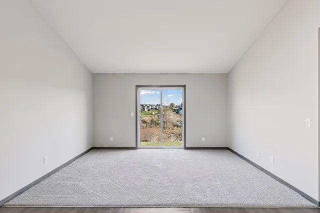 $415,000 | 8666 Ebersole Avenue, Monticello, MN 55362