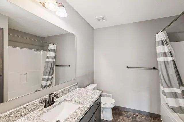 $415,000 | 8666 Ebersole Avenue, Monticello, MN 55362