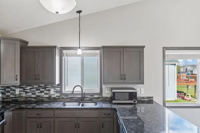 $415,000 | 8666 Ebersole Avenue, Monticello, MN 55362