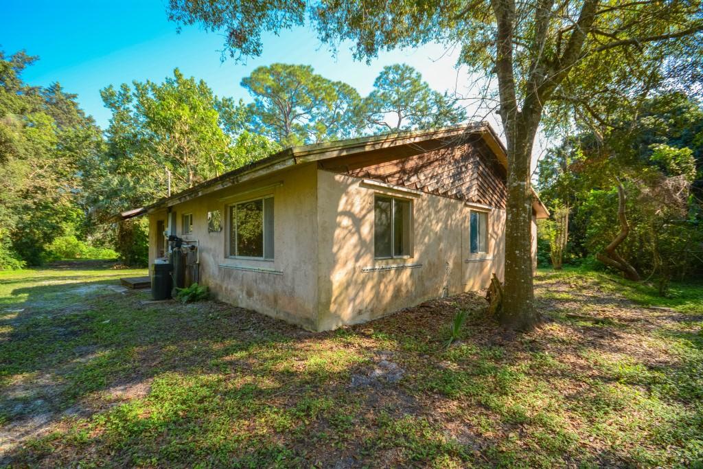 2789 G Road East Loxahatchee, FL 33470 - Photo 3 of 16 Back