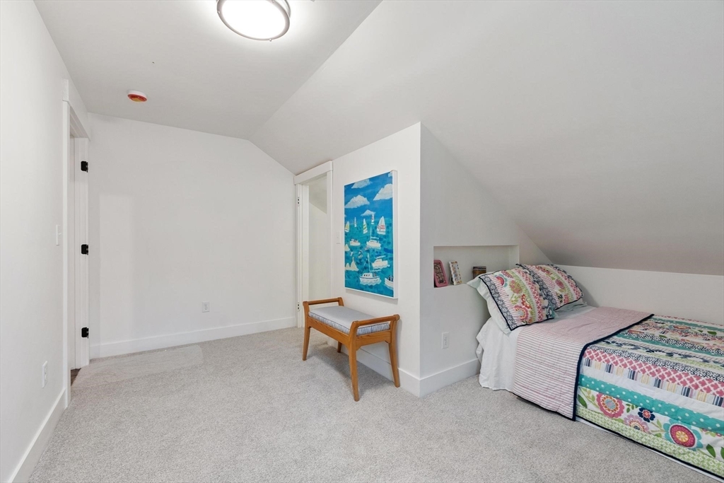 7 Albemarle Street Worcester, MA 01605 - Photo 19 of 23