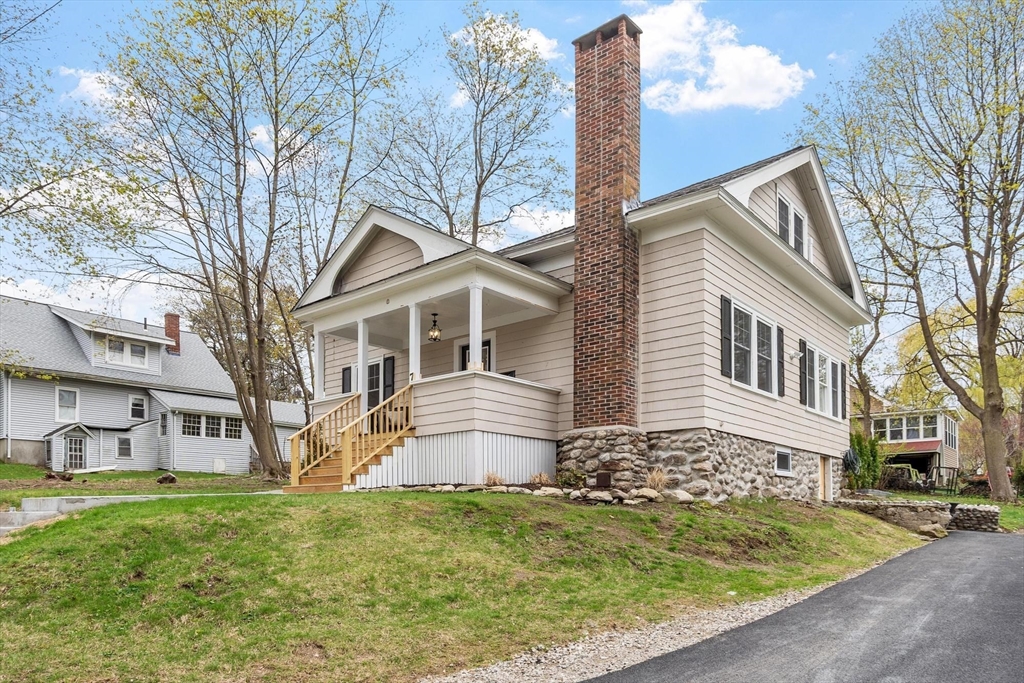 7 Albemarle Street Worcester, MA 01605 - Photo 2 of 23