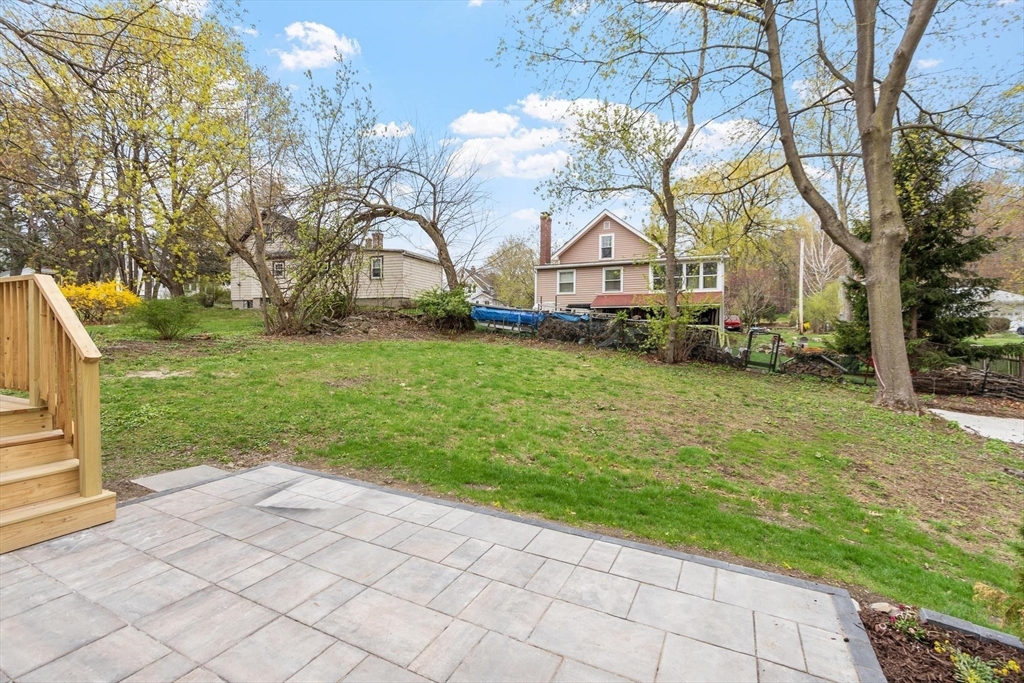 7 Albemarle Street Worcester, MA 01605 - Photo 6 of 23