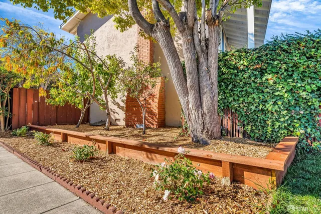 $2,555,000 | 650 Pilgrim Drive, Foster City, CA 94404