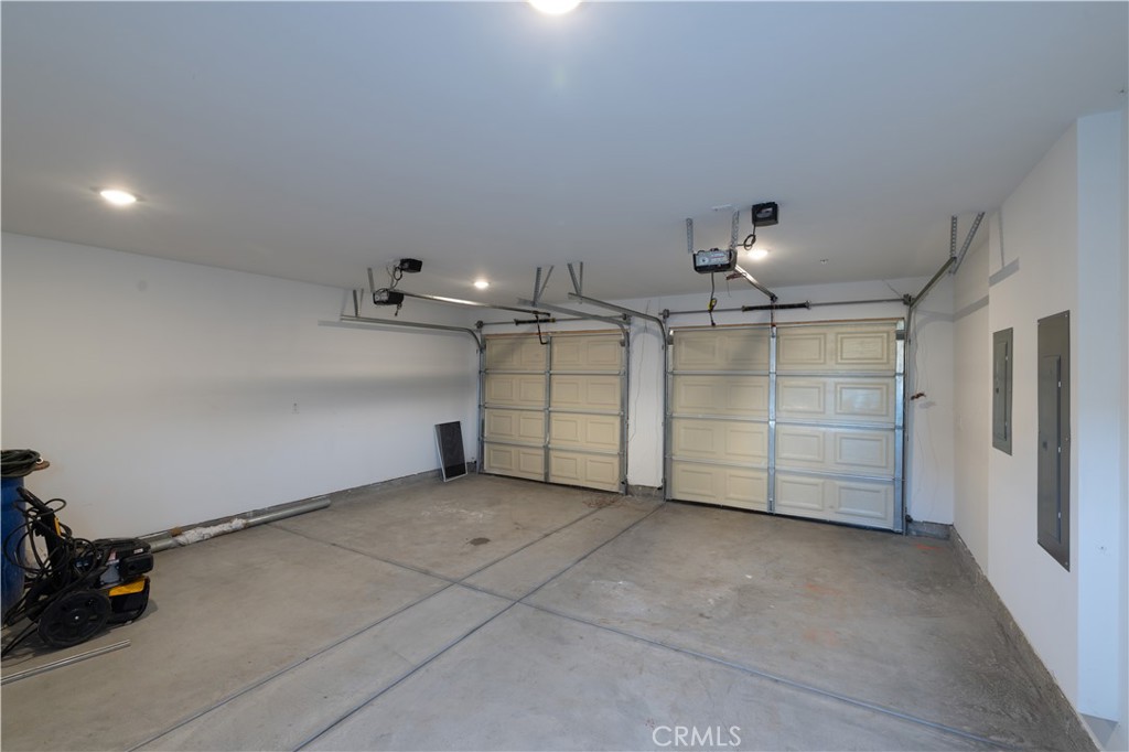 211 Hathaway Street, Unit B Santa Ana, CA 92701 - Photo 14 of 14 Unit B to share garage and driveway with Unit A.