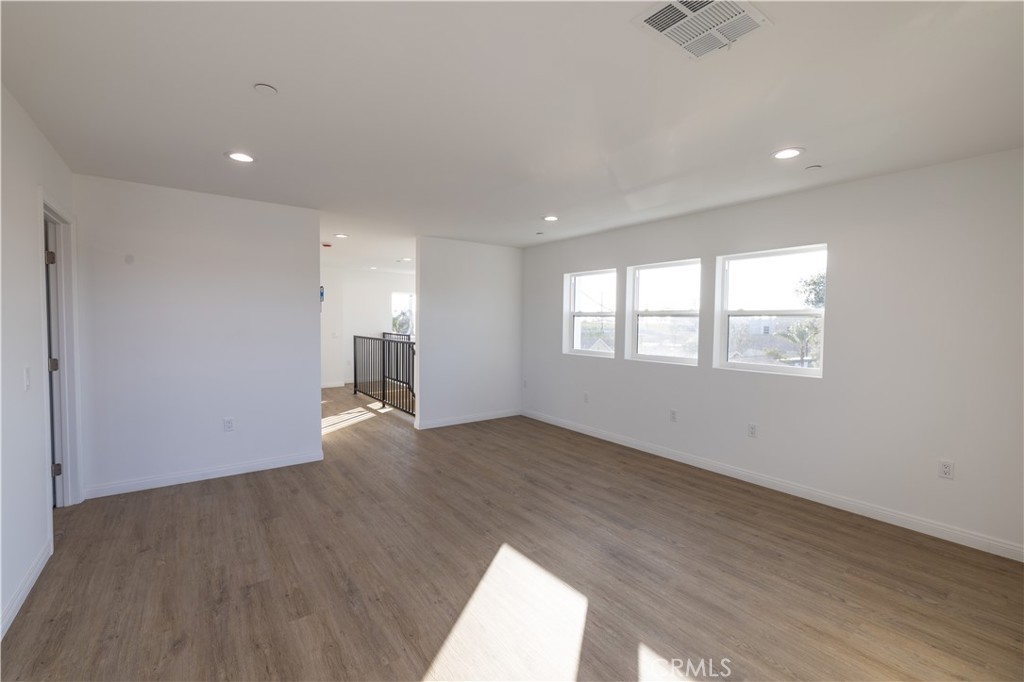 211 Hathaway Street, Unit B Santa Ana, CA 92701 - Photo 4 of 14 Different view