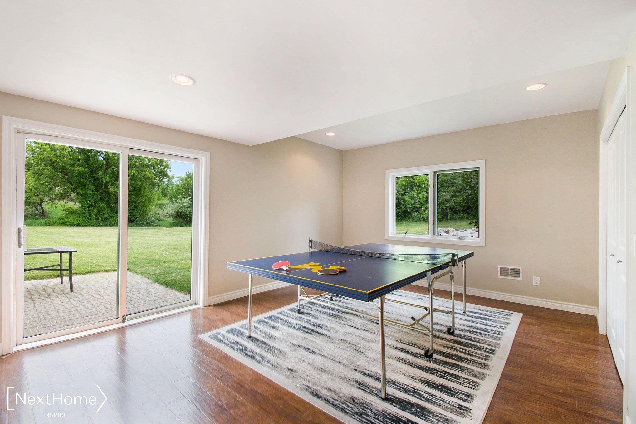 3905 North Latson Road Howell, MI 48855 - Photo 17 of 31