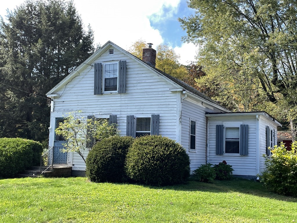 326 North Farms Road Northampton, MA 01062 - Photo 1 of 24