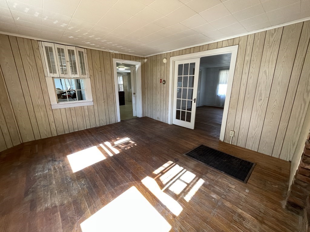 326 North Farms Road Northampton, MA 01062 - Photo 12 of 24