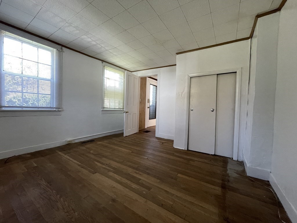 326 North Farms Road Northampton, MA 01062 - Photo 15 of 24