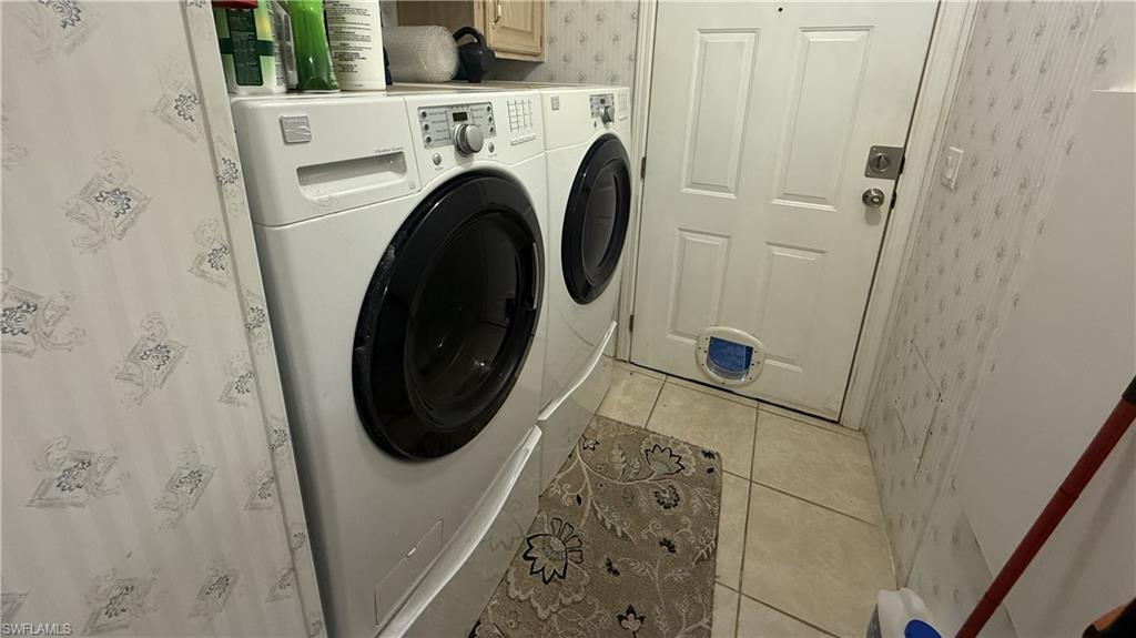 281 Ocean Reef Lane Naples, FL 34114 - Photo 14 of 28