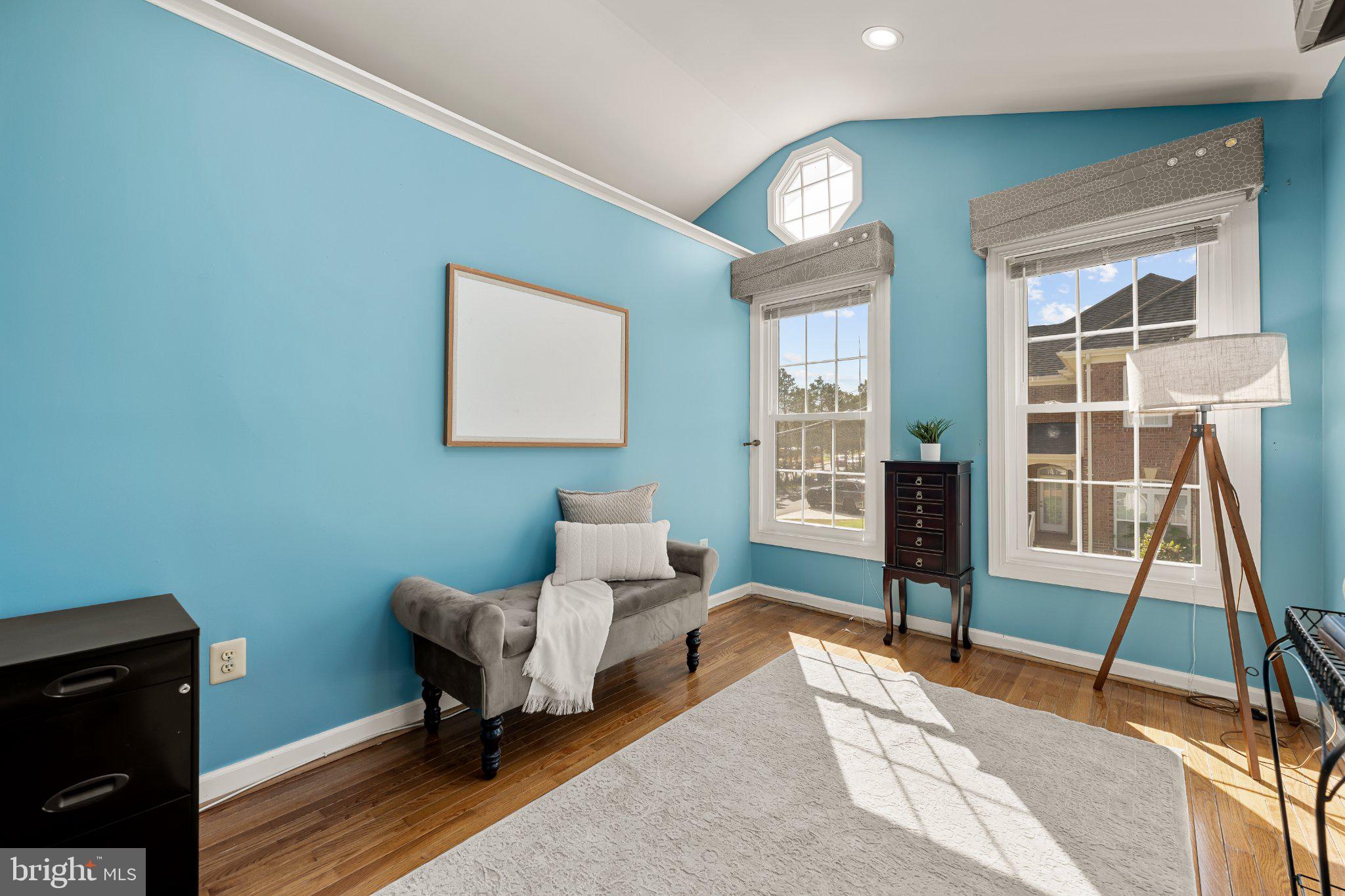 6612 Quander Road Alexandria, VA 22307 - Photo 22 of 46 Primary Bedroom Sitting Room