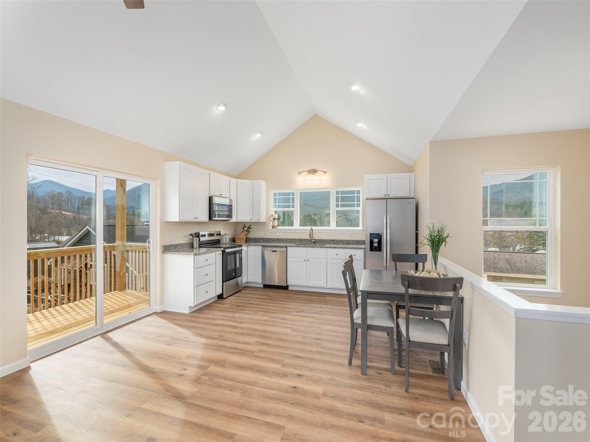 180 Carsen Loop Waynesville, NC 28785 - Photo 4 of 19