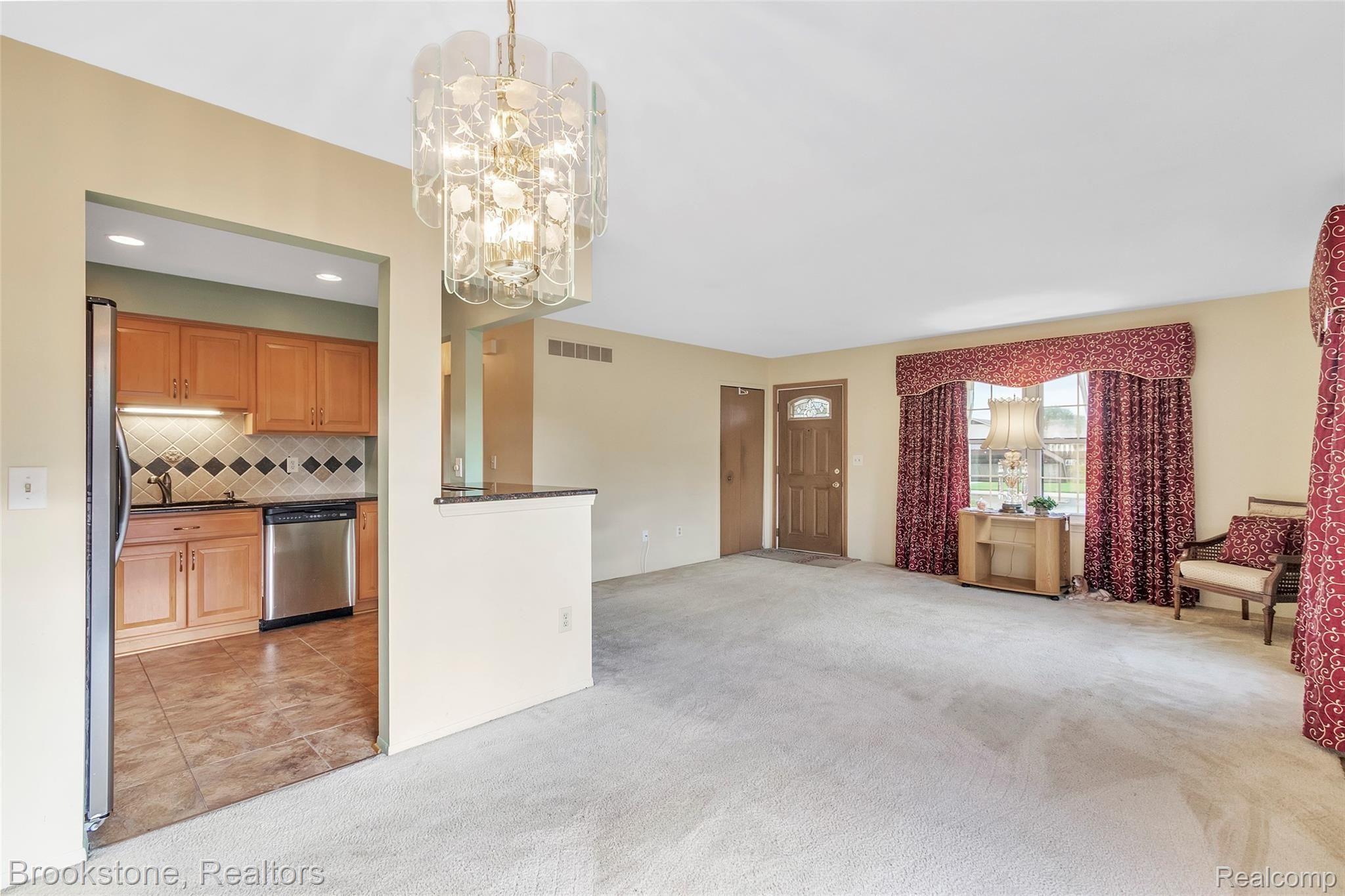 24494 Greenhill Road Warren, MI 48091 - Photo 8 of 37 24494-Greenhill-Warren-MI-windowstill-8.jpg