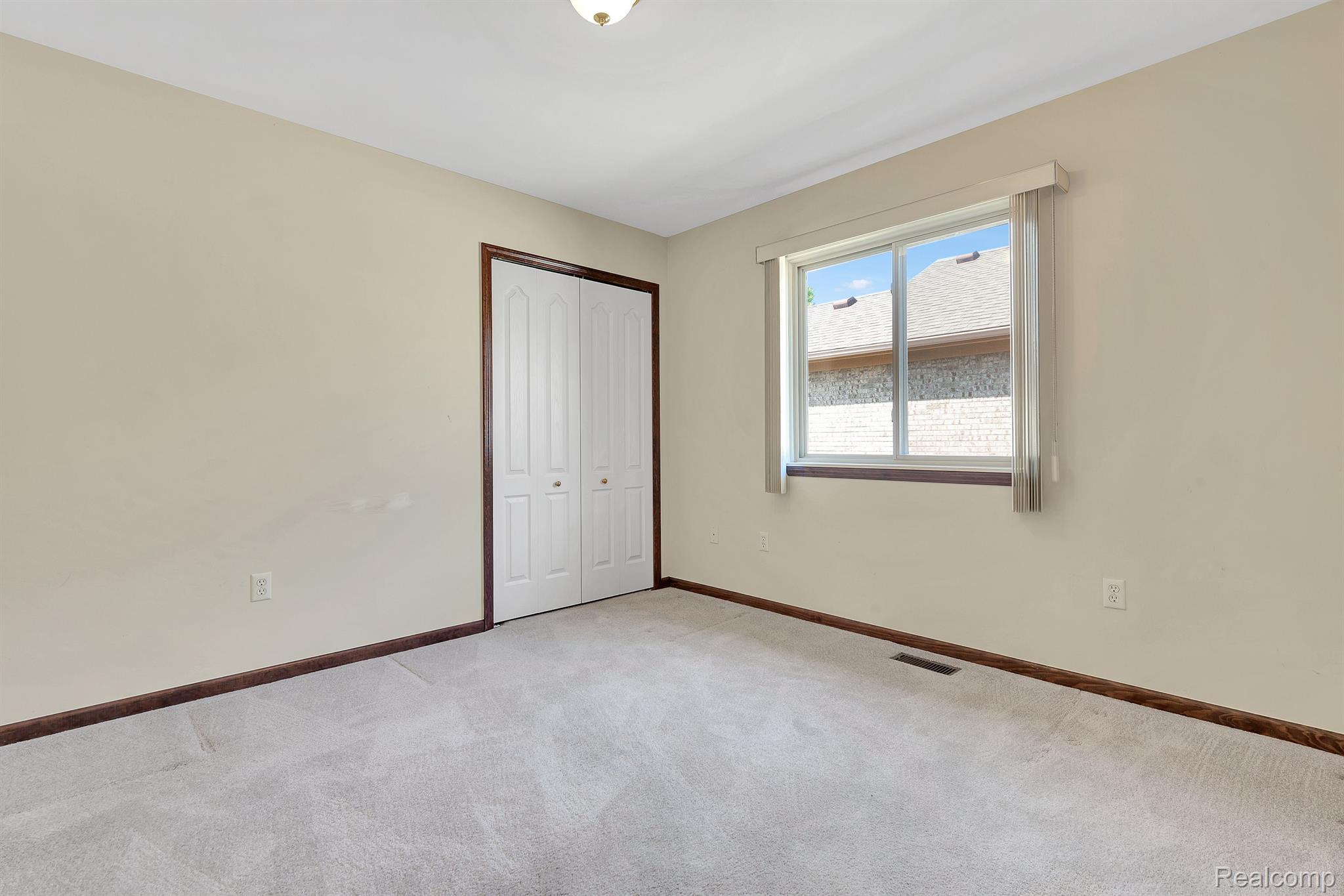 5617 Bedell Road Sterling Heights, MI 48310 - Photo 23 of 44 Gallery Image 23