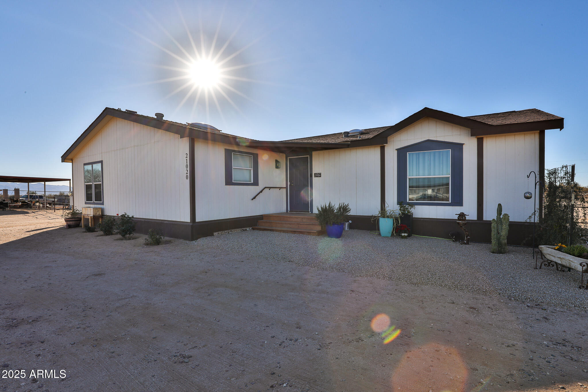 21020 West Montgomery Road Wittmann, AZ 85361 - Photo 1 of 69 Front