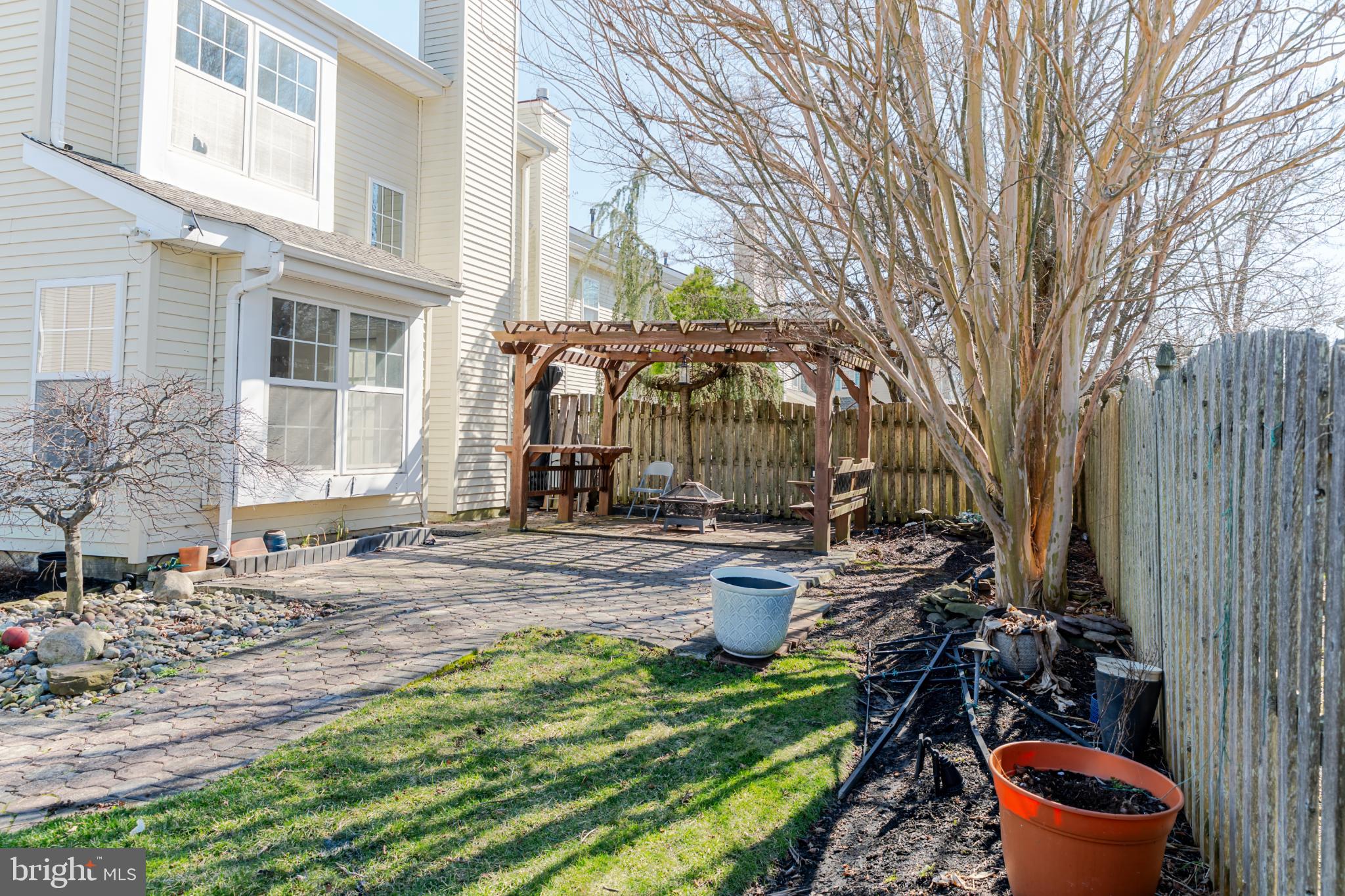 21 Stokes Road Mount Laurel, NJ 08054 - Photo 35 of 36 a view of a house with backyard and sitting area