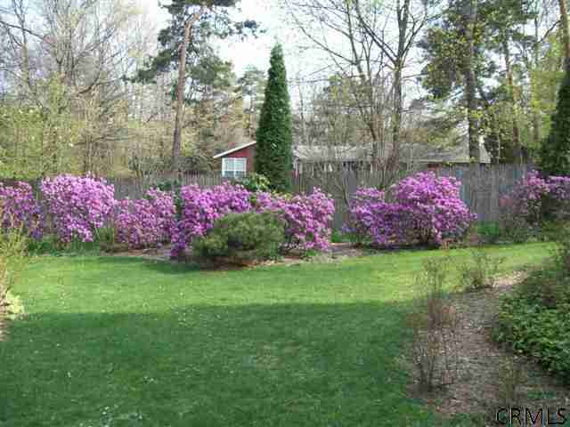 319 Loudon Road Colonie, NY 12211 - Photo 5 of 15 Photo 5